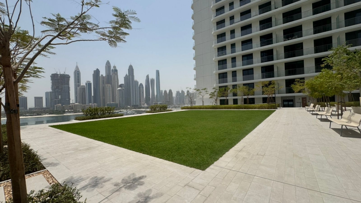 Palace Beach Residence, EMAAR Beachfront
