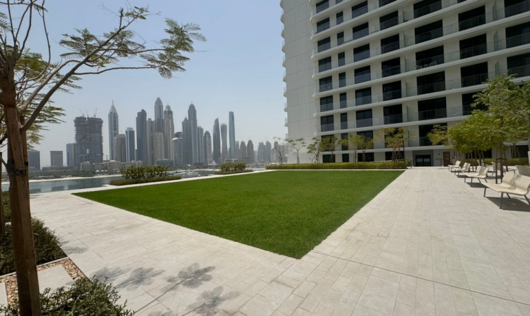 Palace Beach Residence, EMAAR Beachfront