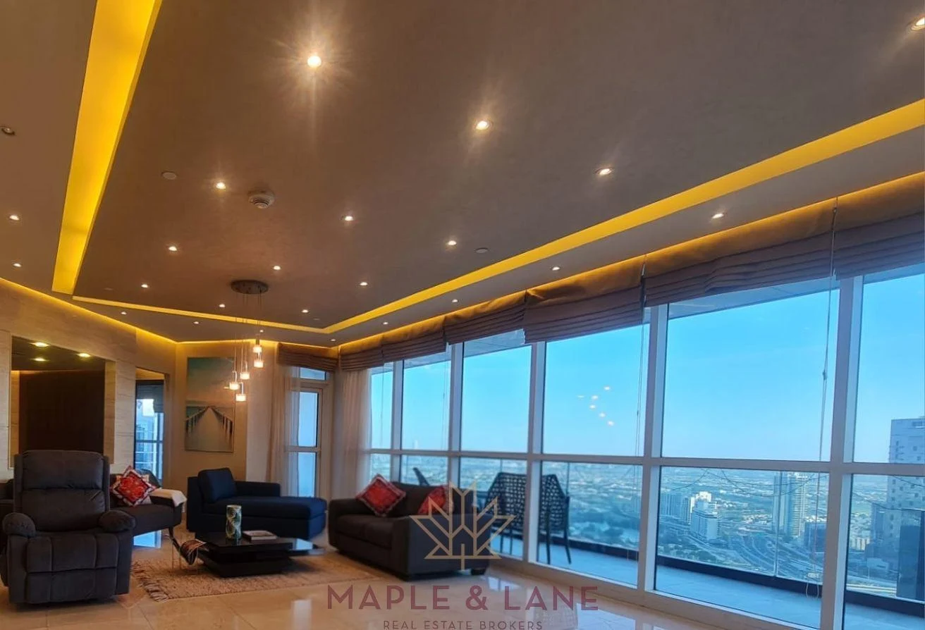 23 Marina