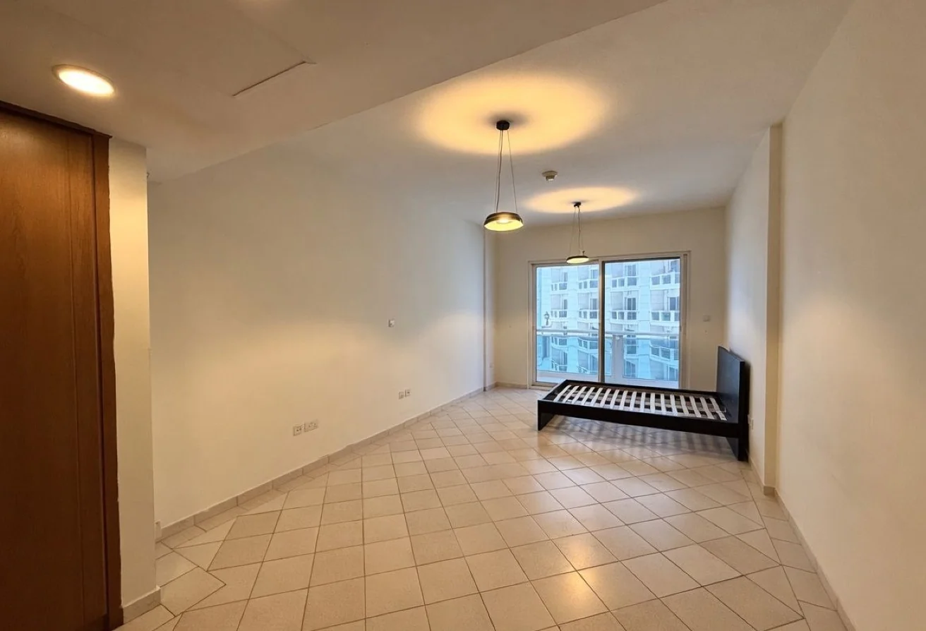 405, LAGO VISTA-B