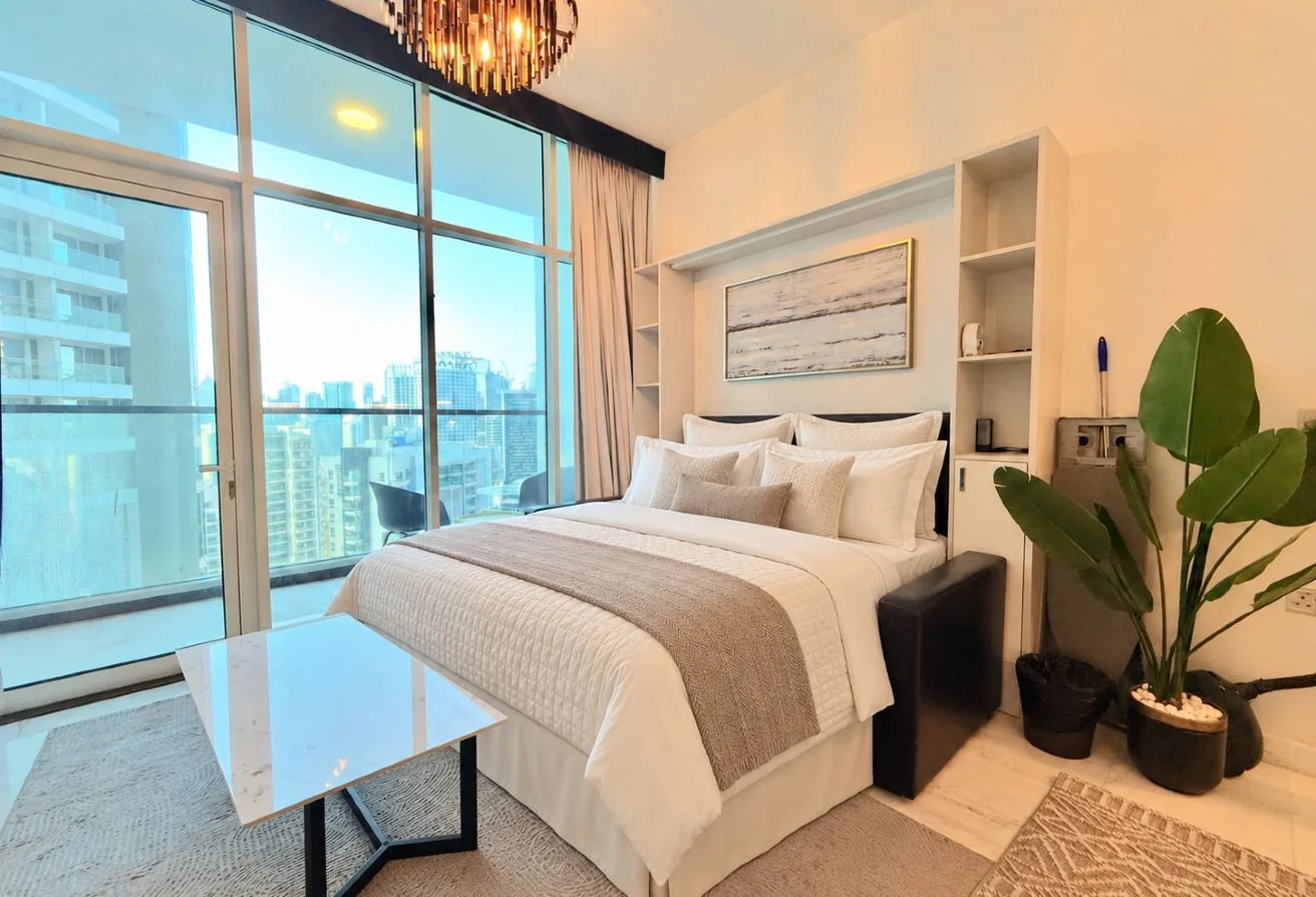 2302  BAYZ TOWER
